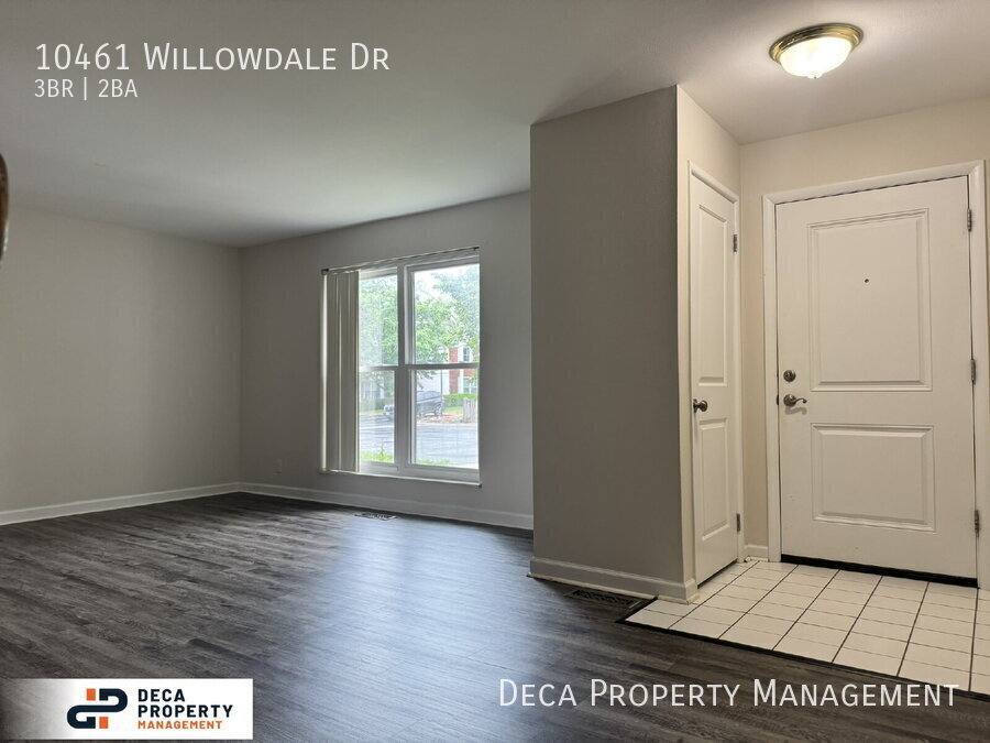 Apartment for rent at 10461 Willowdale Dr, Saint Louis, MO 63146