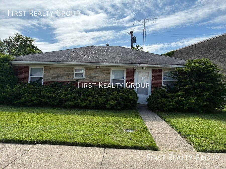Apartment for rent at 11 S Sperling Ave #A, Dayton, OH 45403