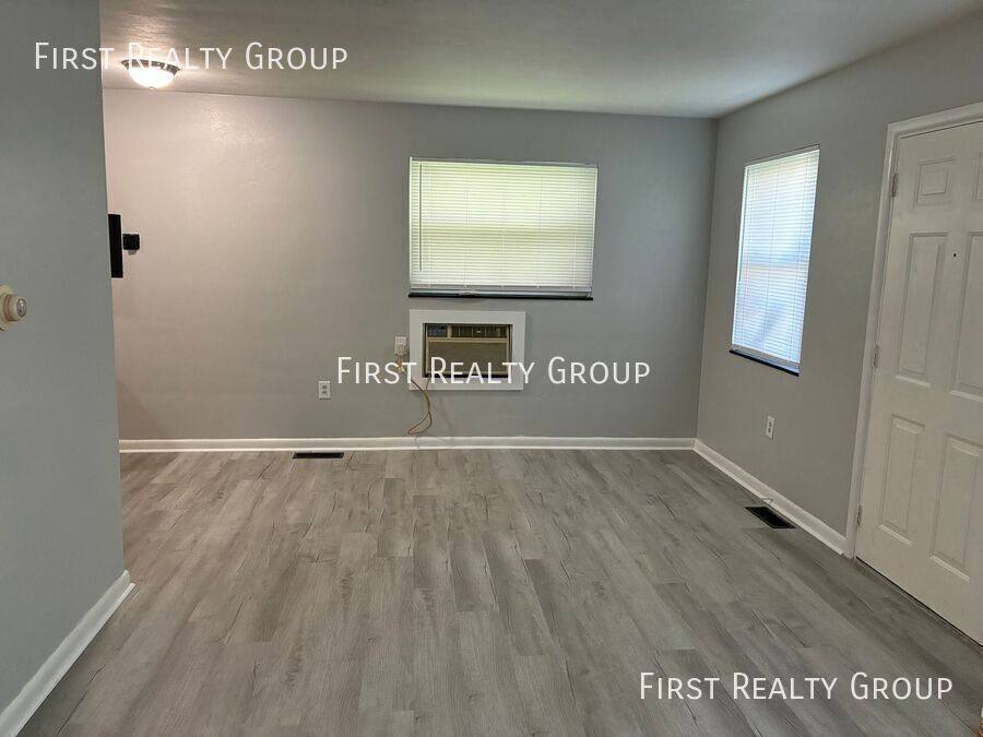 Apartment for rent at 11 S Sperling Ave #A, Dayton, OH 45403