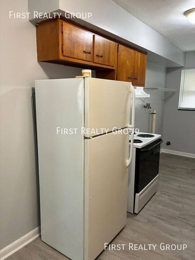 Apartment for rent at 11 S Sperling Ave #A, Dayton, OH 45403