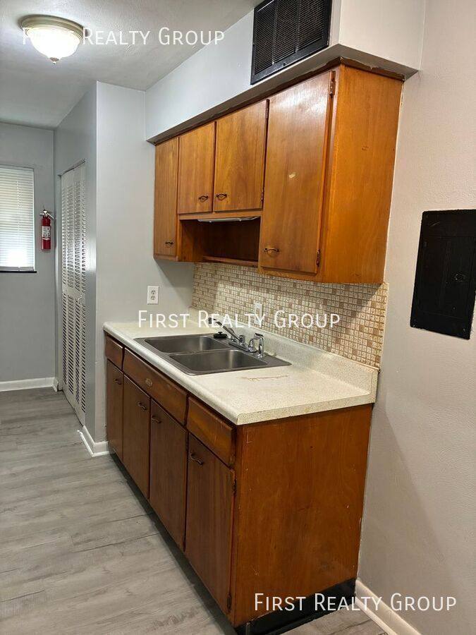 Apartment for rent at 11 S Sperling Ave #A, Dayton, OH 45403