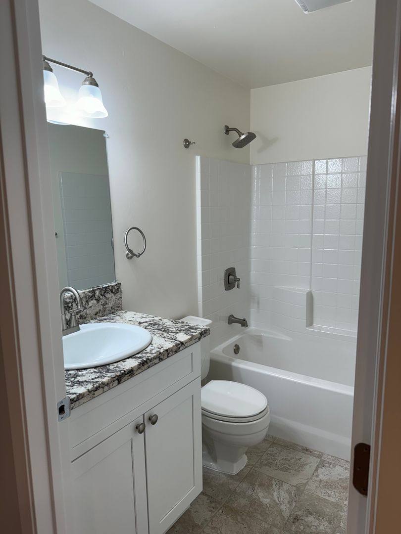 Apartment for rent at 3205 Midway Dr, San Diego, CA 92110
