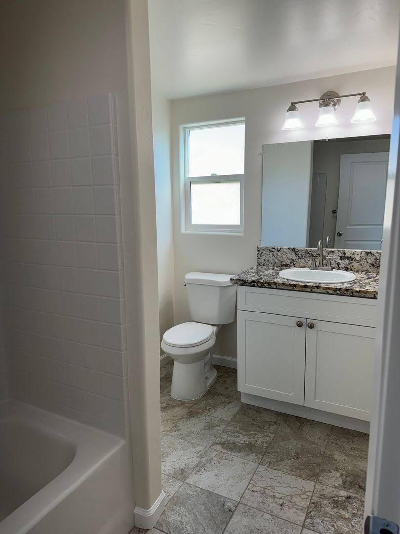 Apartment for rent at 3205 Midway Dr, San Diego, CA 92110