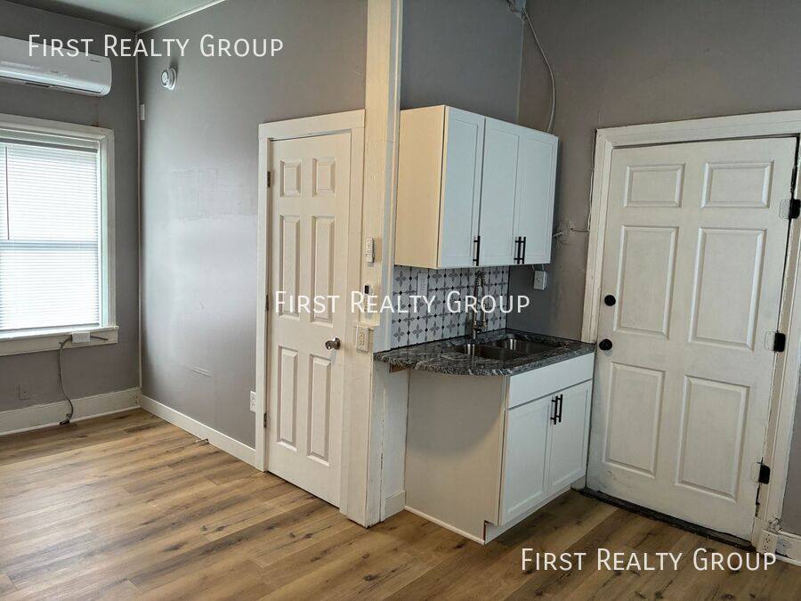 Apartment for rent at 111 S Main St #4, Miamisburg, OH 45342