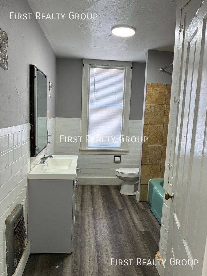 Apartment for rent at 908 Washington Ave #A, Piqua, OH 45356