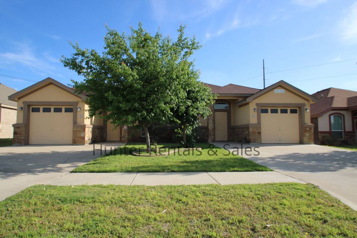 Townhouse for rent at 203-A Study Hall Loop, Killeen, TX 76549