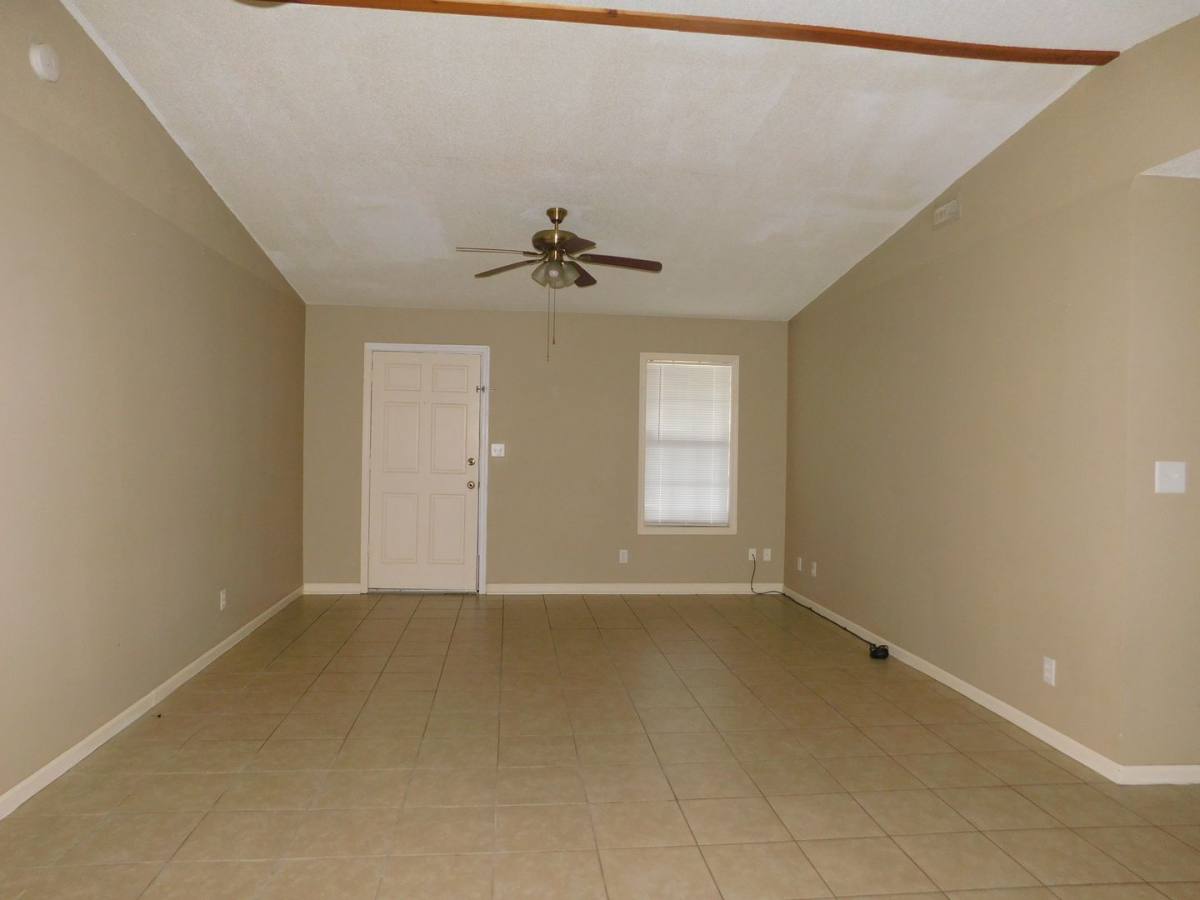 Apartment for rent at 3539 Studstill Rd, Valdosta, GA 31605