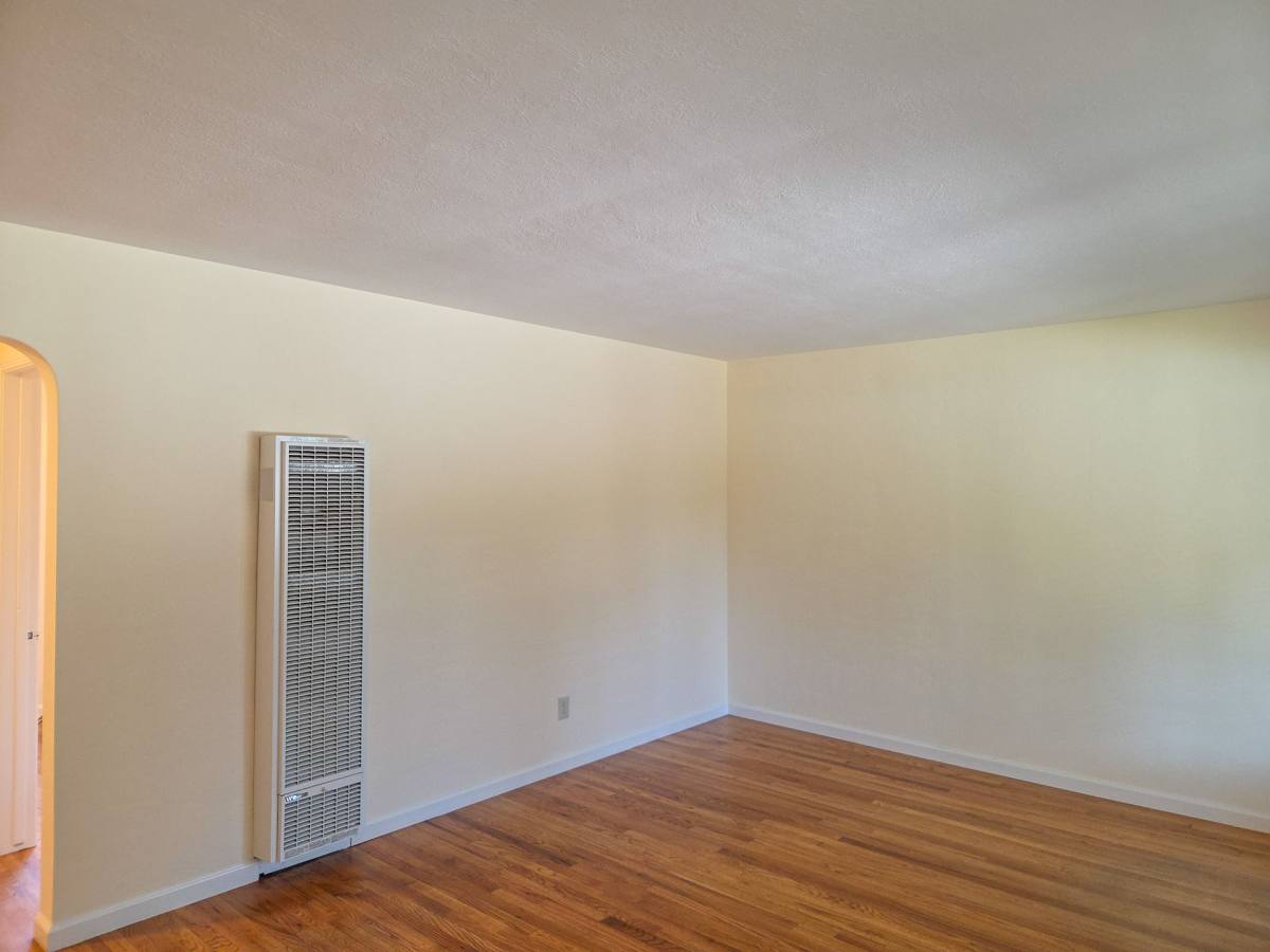 Apartment for rent at 1530 S Wolfe Rd, Sunnyvale, CA 94087