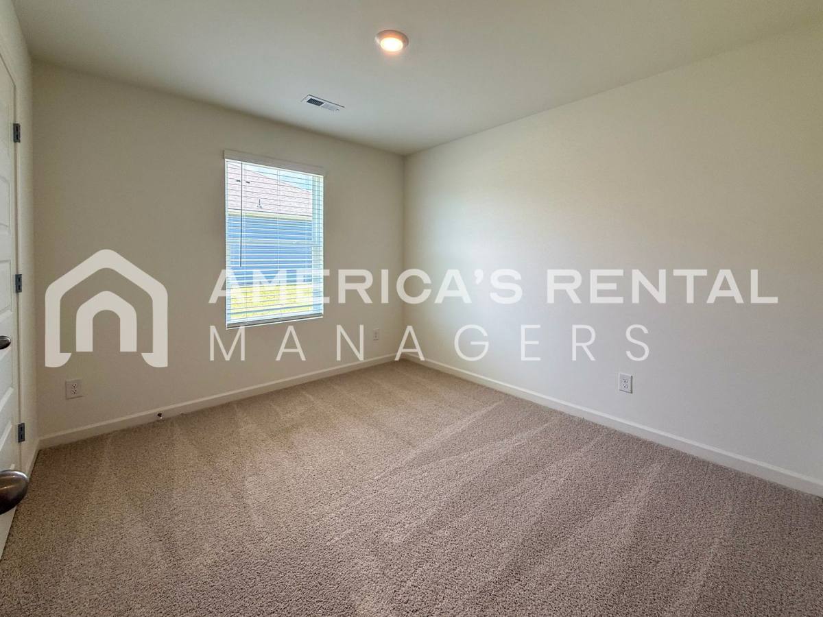House for rent at 18584 Caffee Dr, Vance, AL 35490