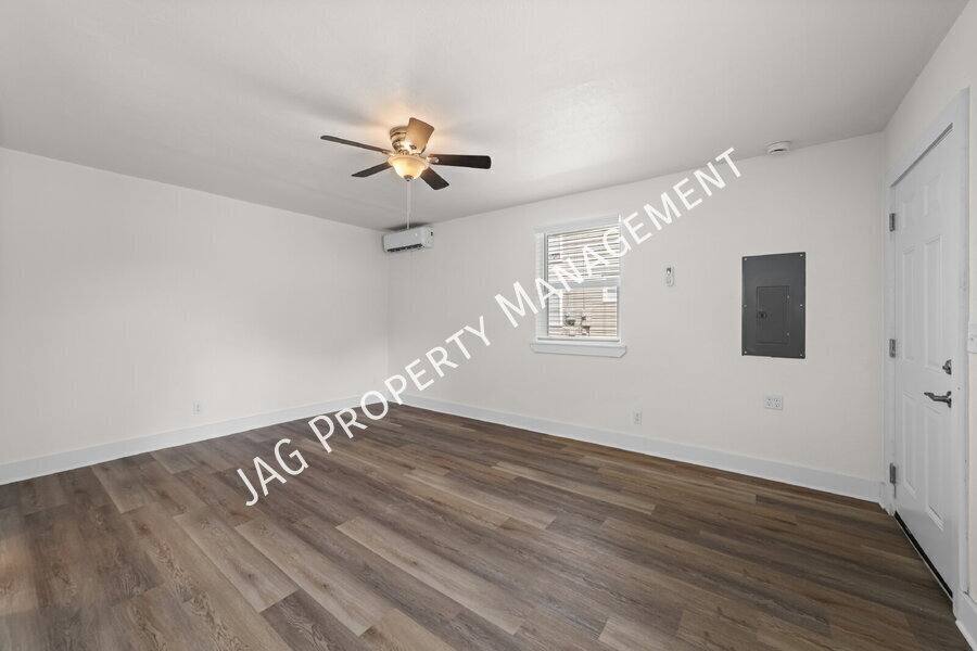 Apartment for rent at 1078 Day Ave, Jacksonville, FL 32205