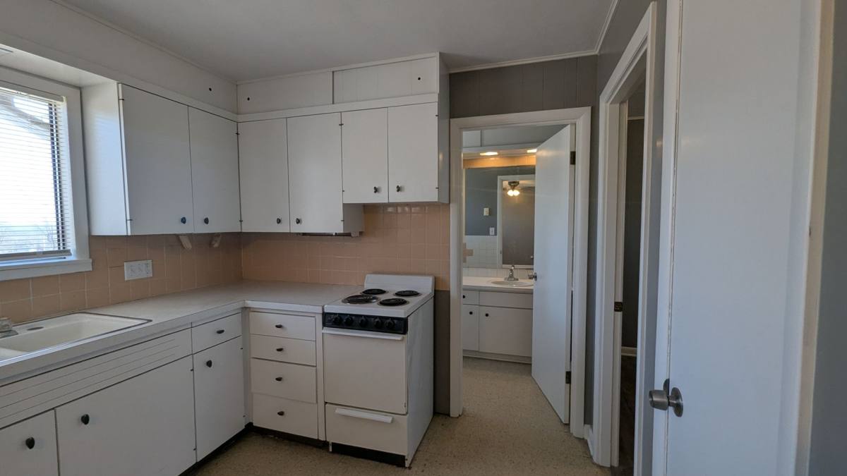 Apartment for rent at 1214 S Blake #1, Stockton, MO 65785