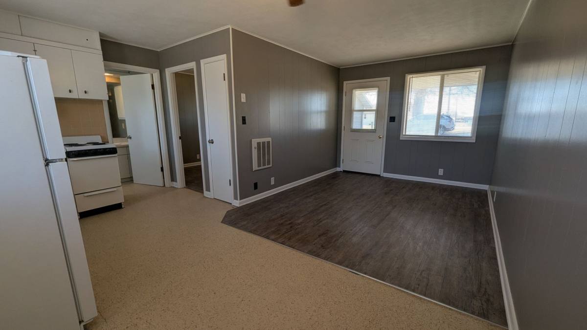 Apartment for rent at 1214 S Blake #1, Stockton, MO 65785