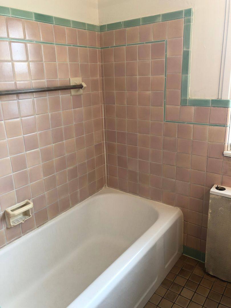 Apartment for rent at 1834 1st Ave NE, Cedar Rapids, IA 52402