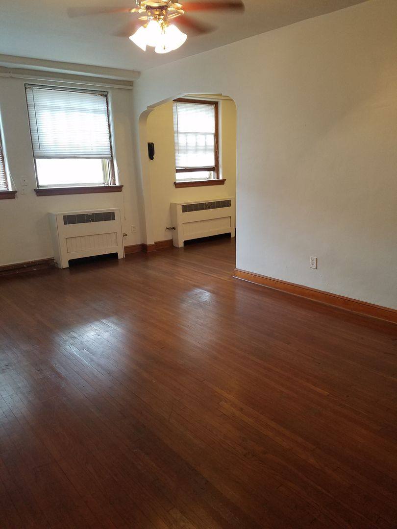 Apartment for rent at 1834 1st Ave NE, Cedar Rapids, IA 52402