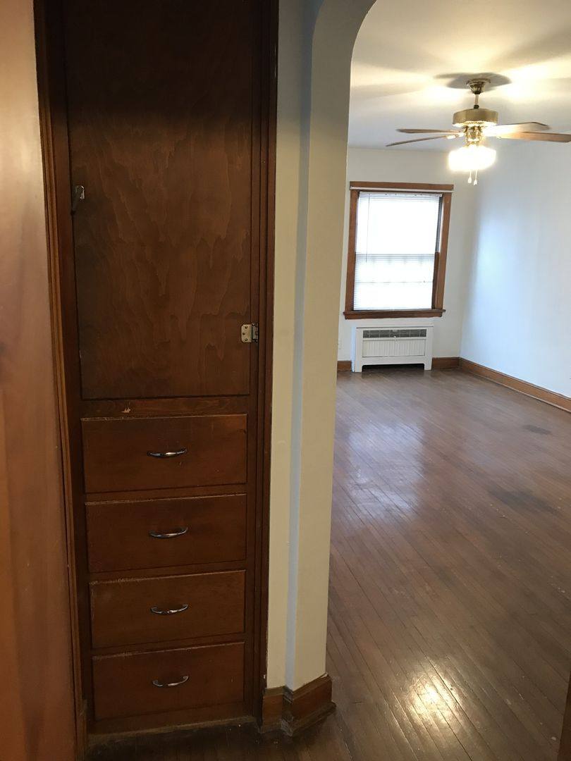 Apartment for rent at 1834 1st Ave NE, Cedar Rapids, IA 52402