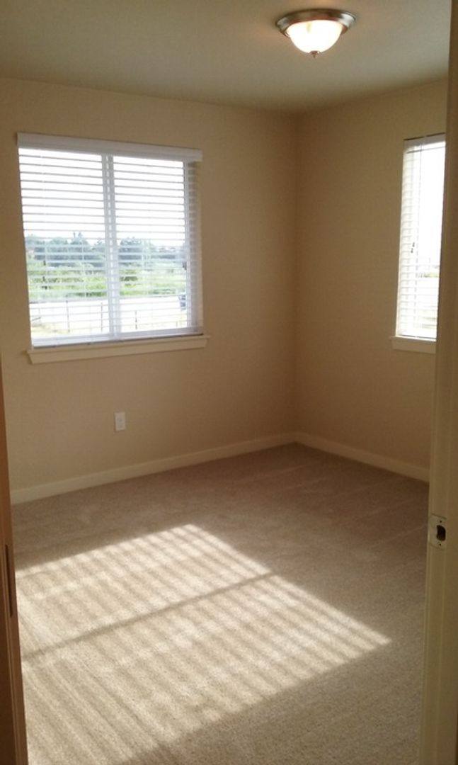 Apartment for rent at 3305 S Sawyer St, Tacoma, WA 98418