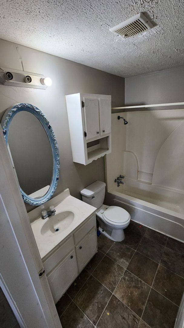 Apartment for rent at 3429 Jeff Holman Dr, Tupelo, MS 38801