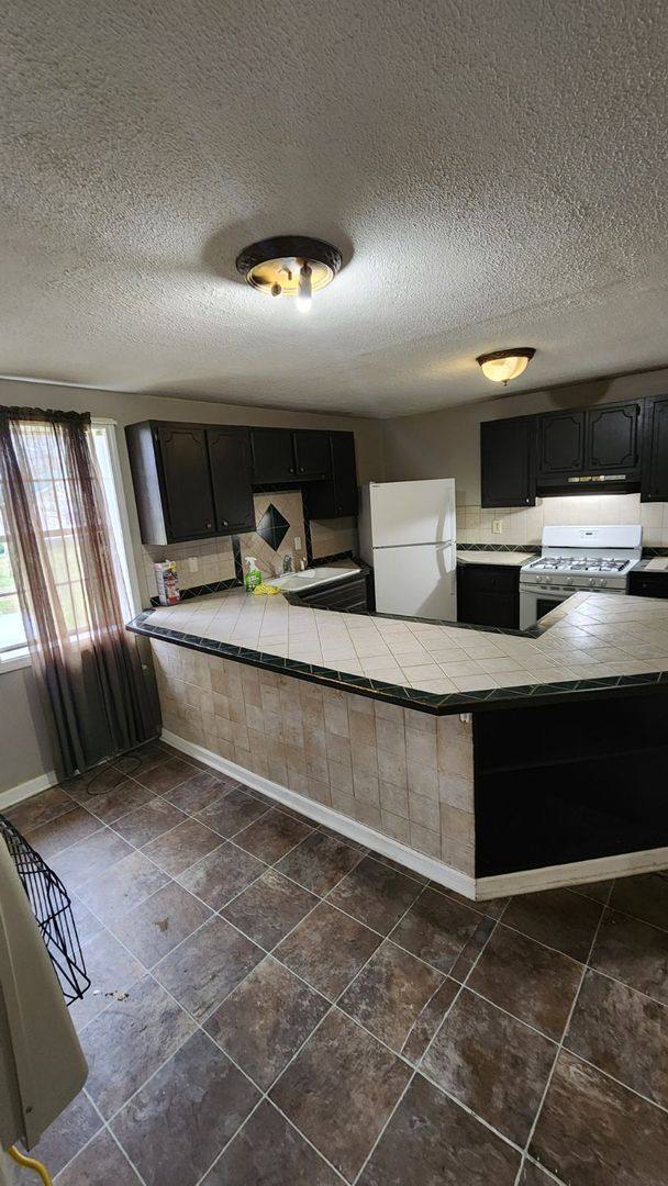 Apartment for rent at 3429 Jeff Holman Dr, Tupelo, MS 38801
