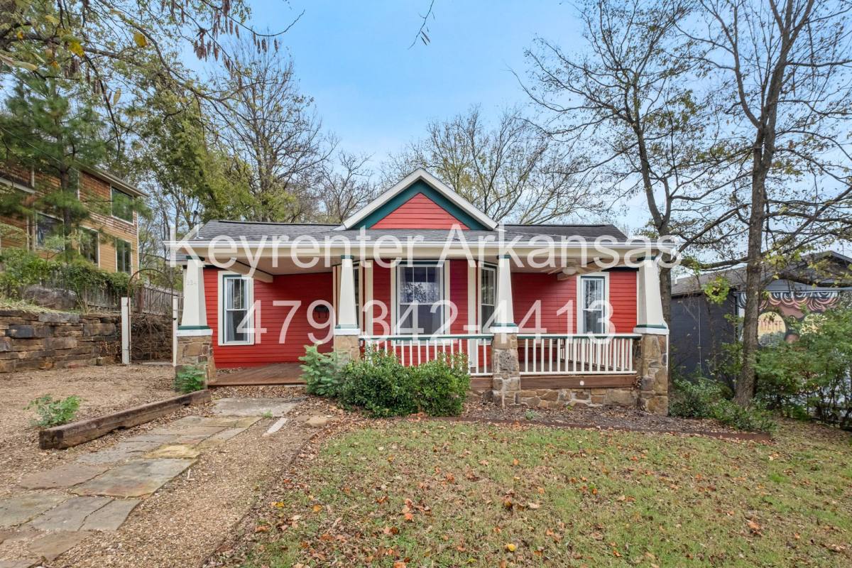 House for rent at 224 S Church Ave, Fayetteville, AR 72701
