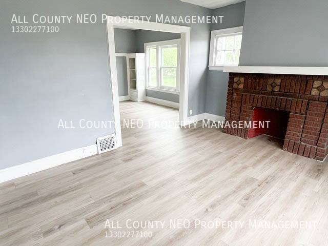Apartment for rent at 739 E 127th St, Cleveland, OH 44108