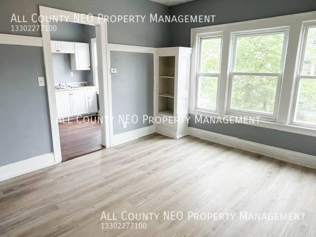 Apartment for rent at 739 E 127th St, Cleveland, OH 44108