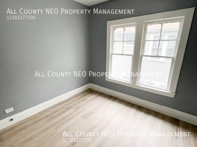 Apartment for rent at 739 E 127th St, Cleveland, OH 44108