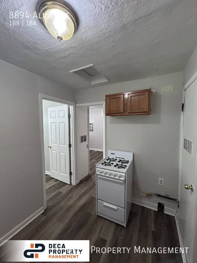 House for rent at 8894 Alva Ave, Saint Louis, MO 63121