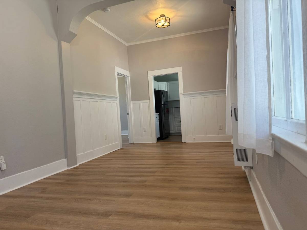 House for rent at 423 W 14th St, San Pedro, CA 90731