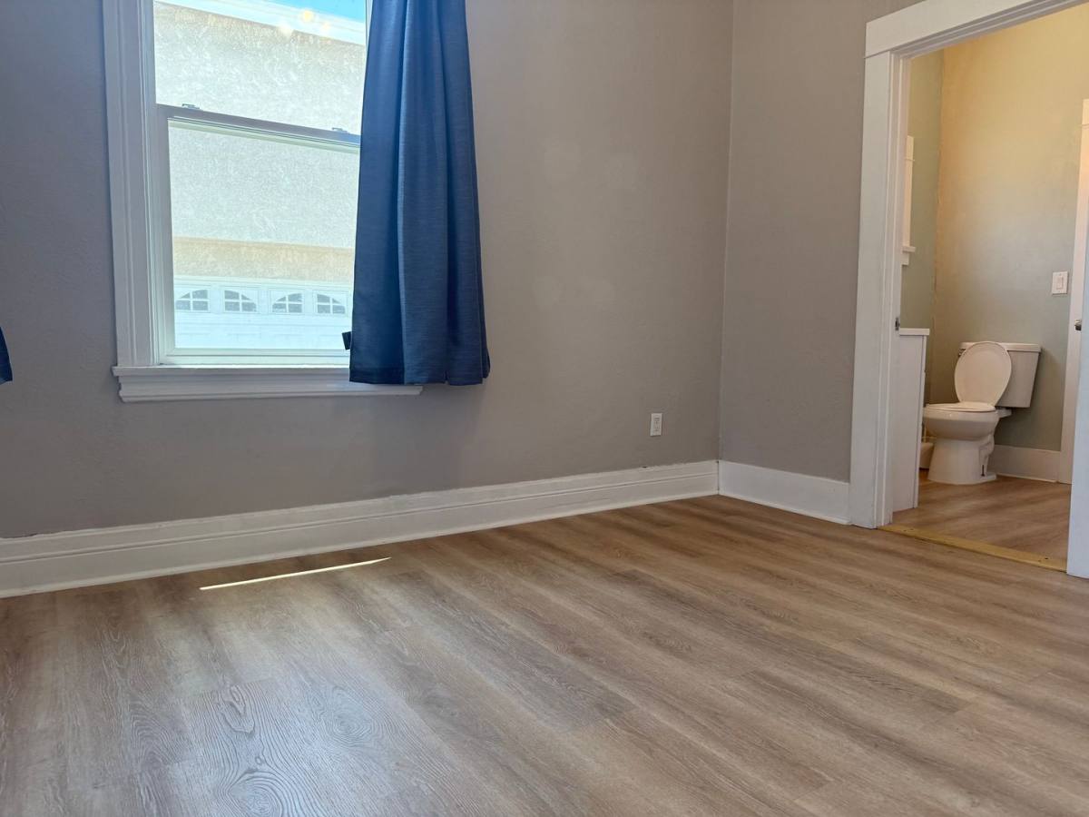 House for rent at 423 W 14th St, San Pedro, CA 90731