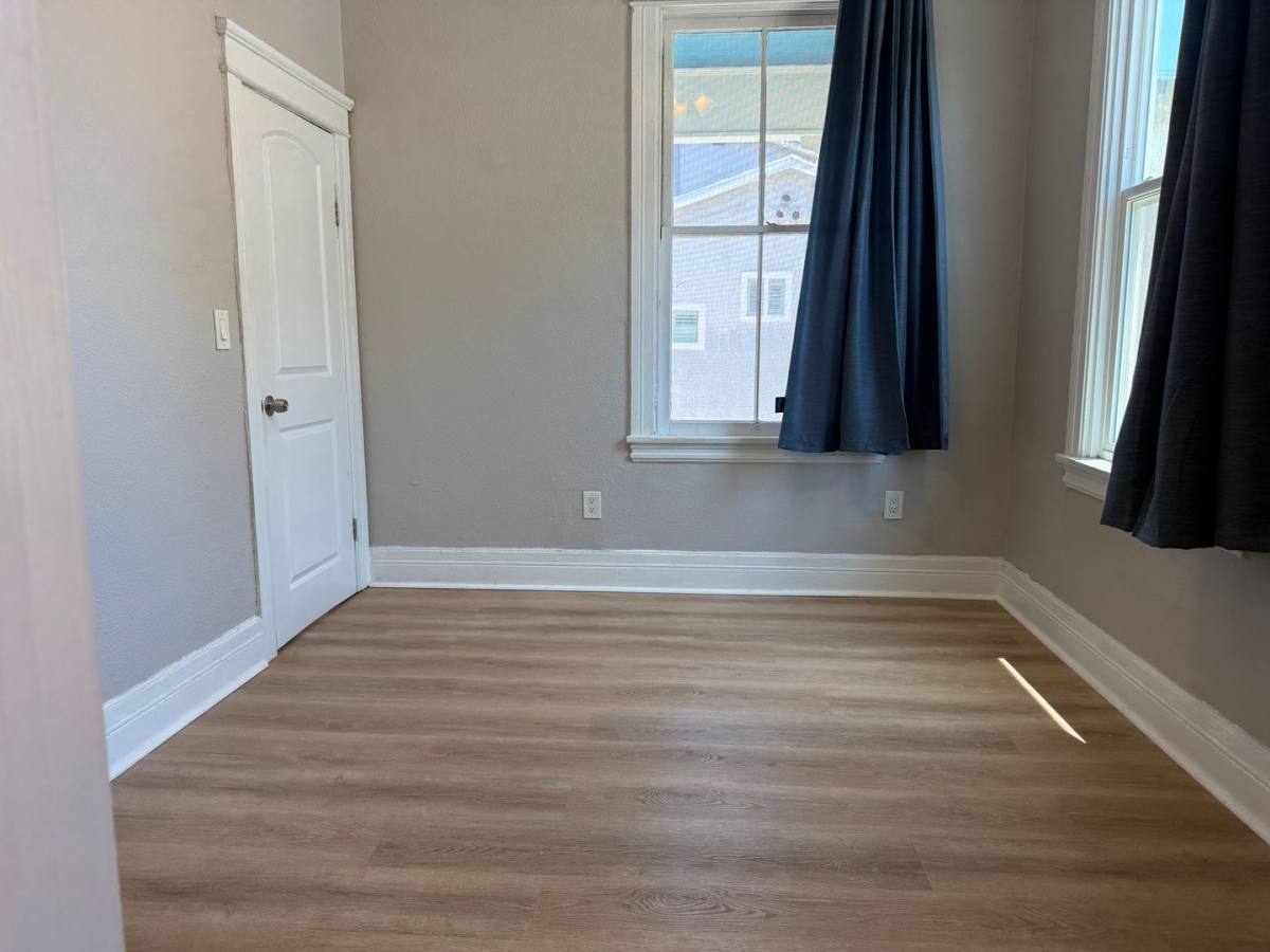 House for rent at 423 W 14th St, San Pedro, CA 90731