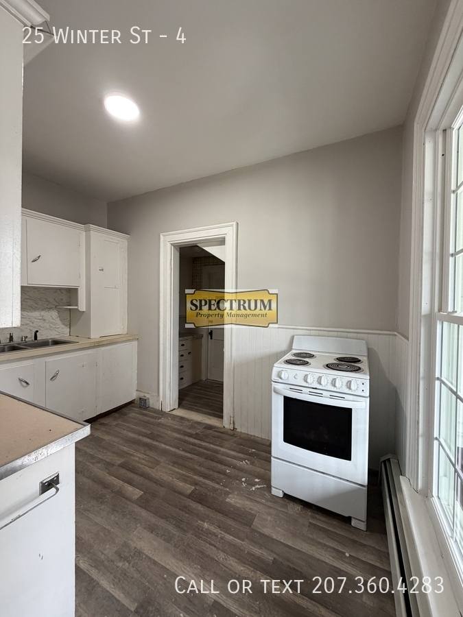 Apartment for rent at 25 Winter St #4, Waterville, ME 04901