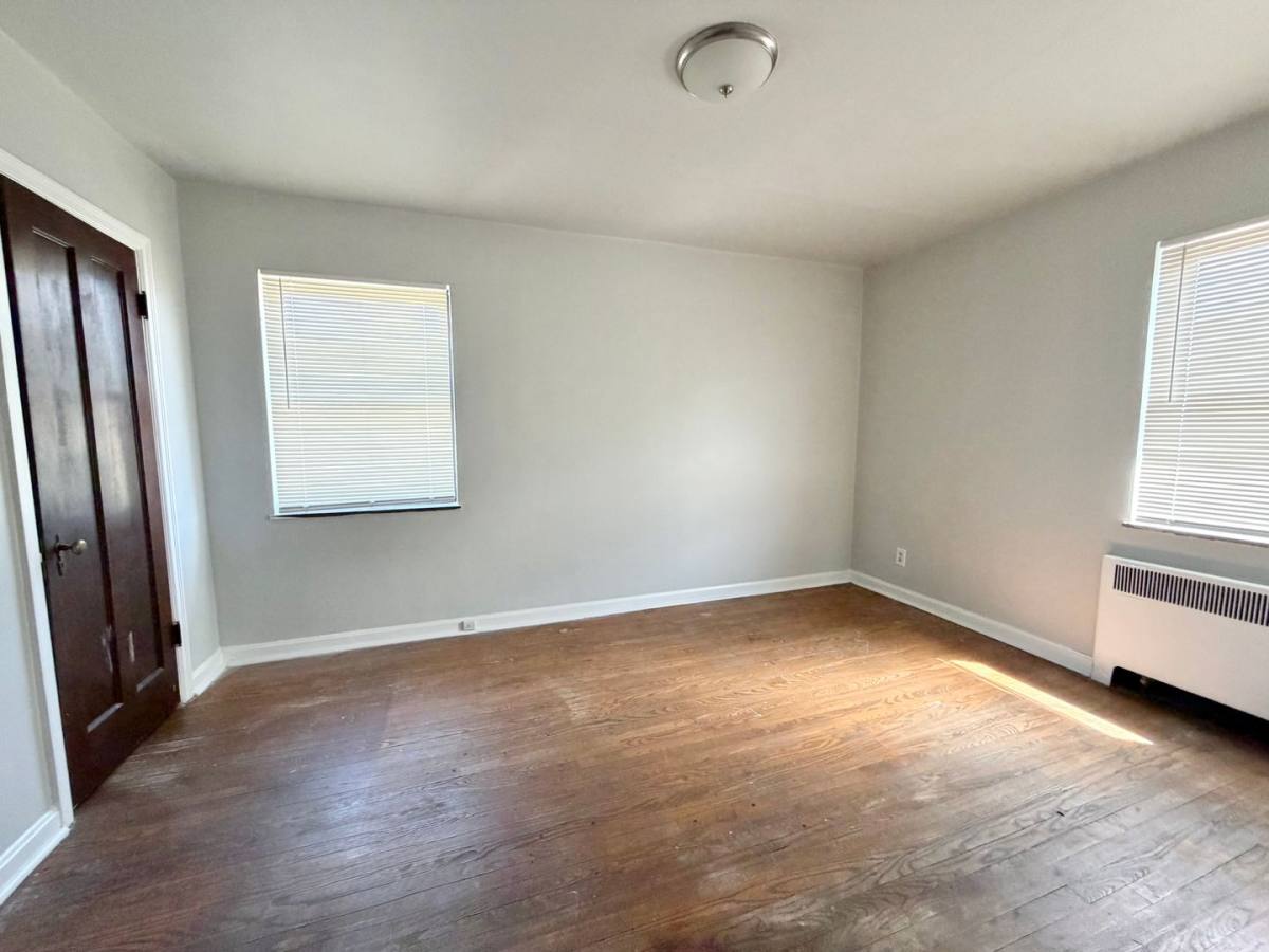 Apartment for rent at 7352 Reading Rd, Cincinnati, OH 45237