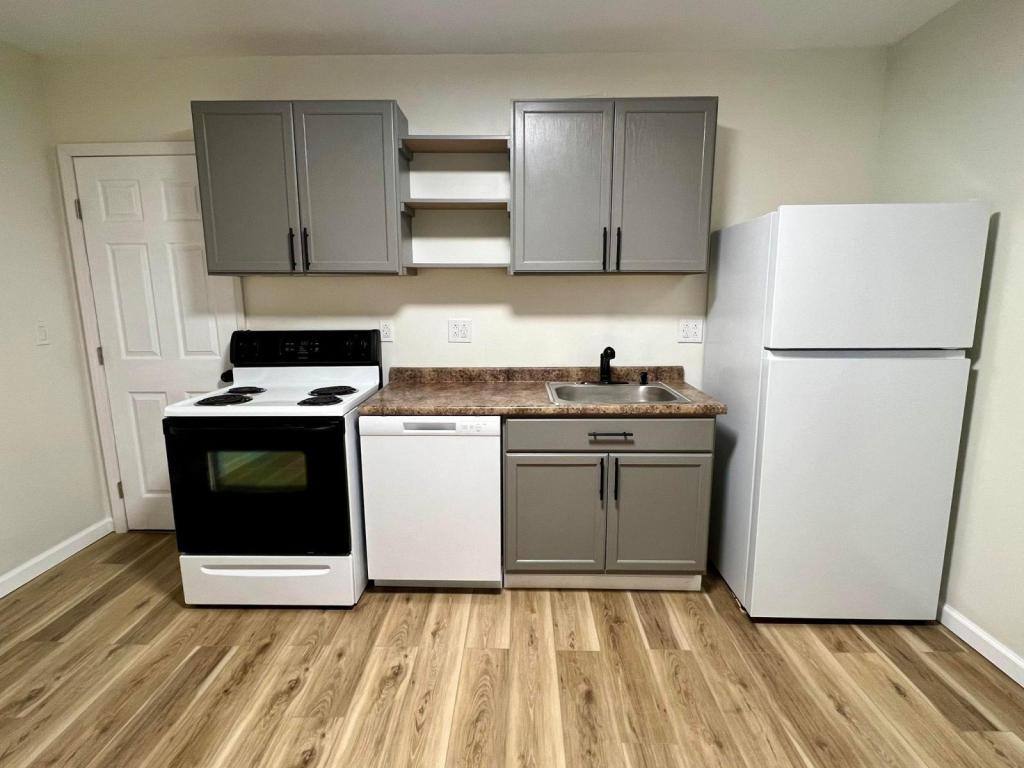 19 Grove St, Ilion, NY 13357 - Apartment for Rent - Image 2
