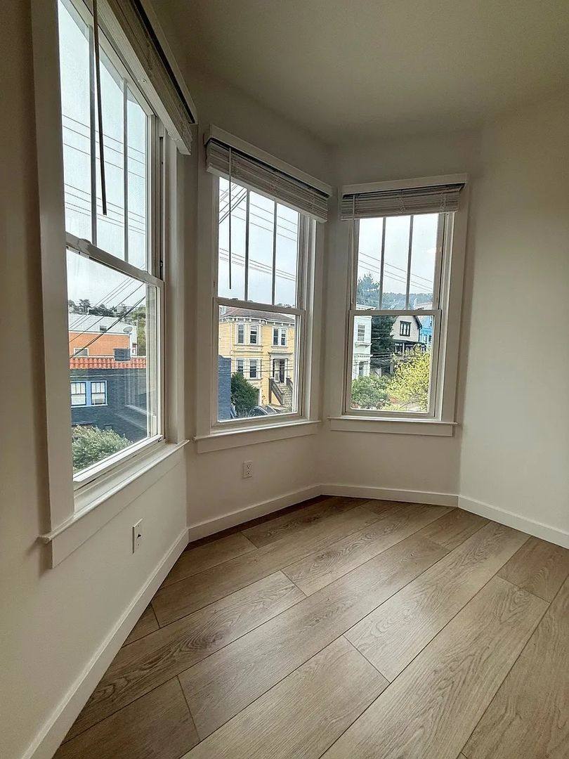 Apartment for rent at 1450 Castro St #18, San Francisco, CA 94114