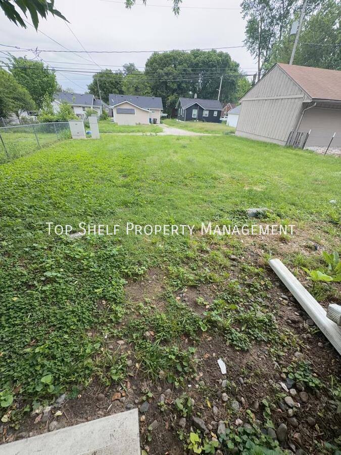 House for rent at 3623 Cambridge St, Des Moines, IA 50313