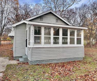 House for rent at 3041 Park St, Muskegon, MI 49444