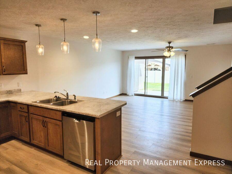 House for rent at 9436 W Dolores Dr, Sioux Falls, SD 57103