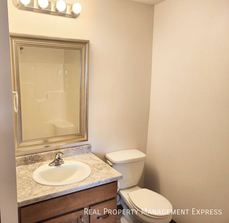 House for rent at 9436 W Dolores Dr, Sioux Falls, SD 57103