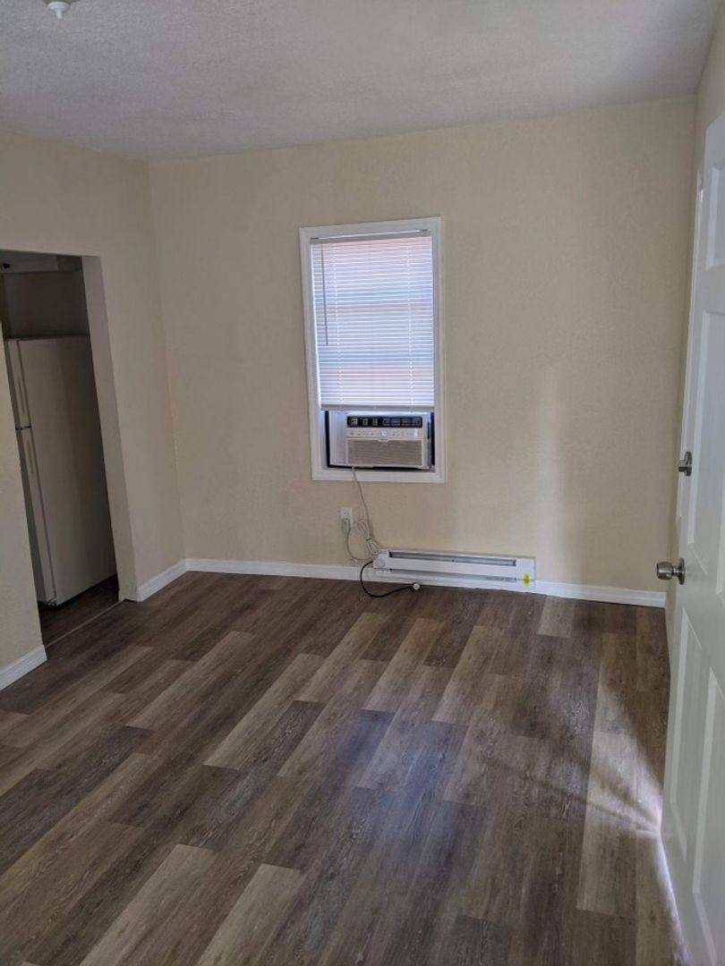 House for rent at 1204 21st St S, Saint Petersburg, FL 33712