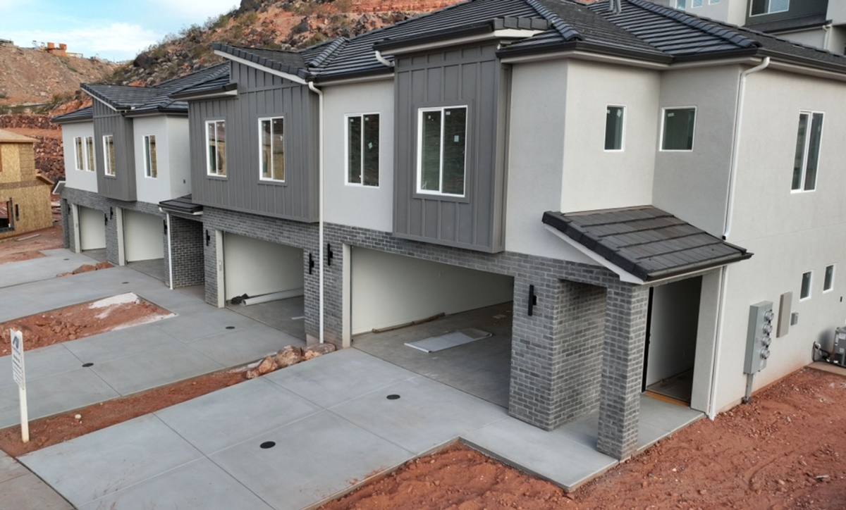 Townhouse for rent at 1538 E Mead Lane, Saint George, UT 84770