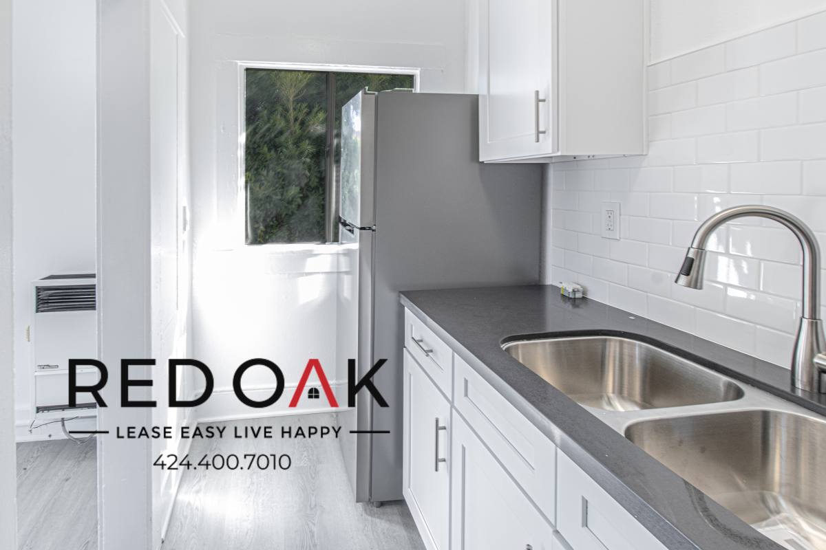 Condo for rent at 816 S Park View #110, Los Angeles, CA 90057