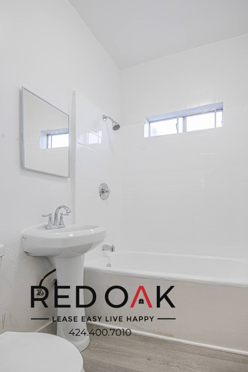 Condo for rent at 816 S Park View #110, Los Angeles, CA 90057