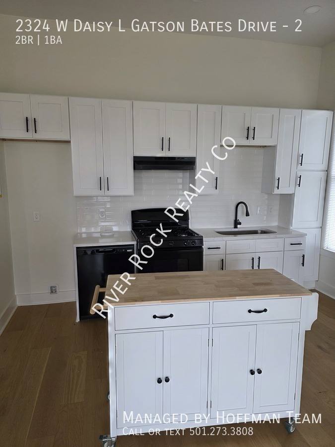 House for rent at 2324 W Daisy L Gatson Bates Dr #2, Little Rock, AR 72202
