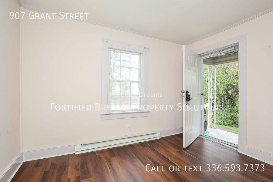 House for rent at 907 Grant St, High Point, NC 27262