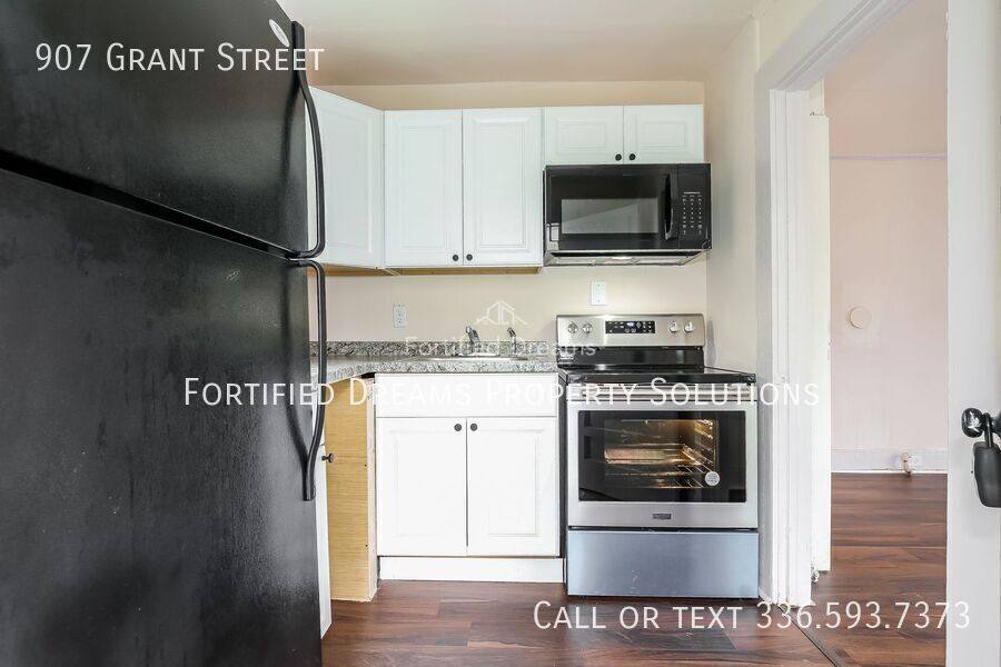 House for rent at 907 Grant St, High Point, NC 27262