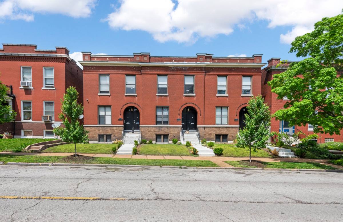 Apartment for rent at 3521 Utah St, Saint Louis, MO 63118