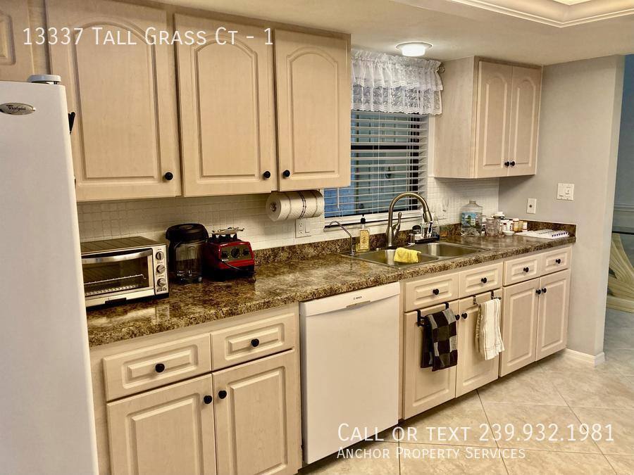 Townhouse for rent at 13337 Tall Grass Court #1, Fort Myers, FL 33912