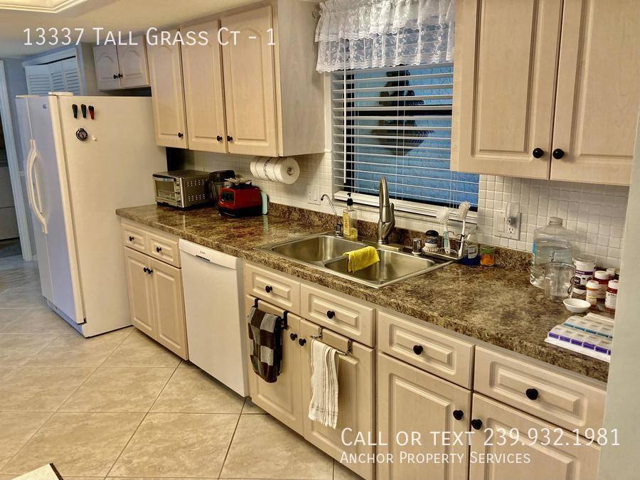 Townhouse for rent at 13337 Tall Grass Court #1, Fort Myers, FL 33912