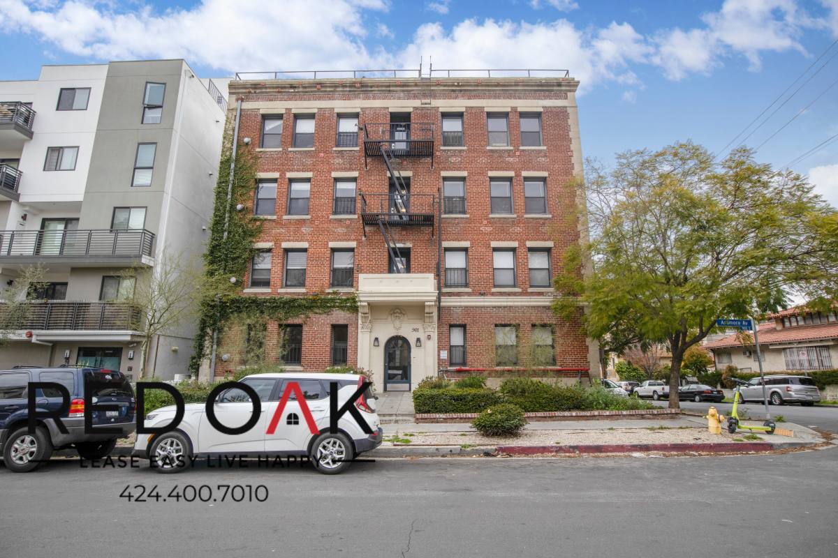 Condo for rent at 901 S Ardmore Ave #204, Los Angeles, CA 90006