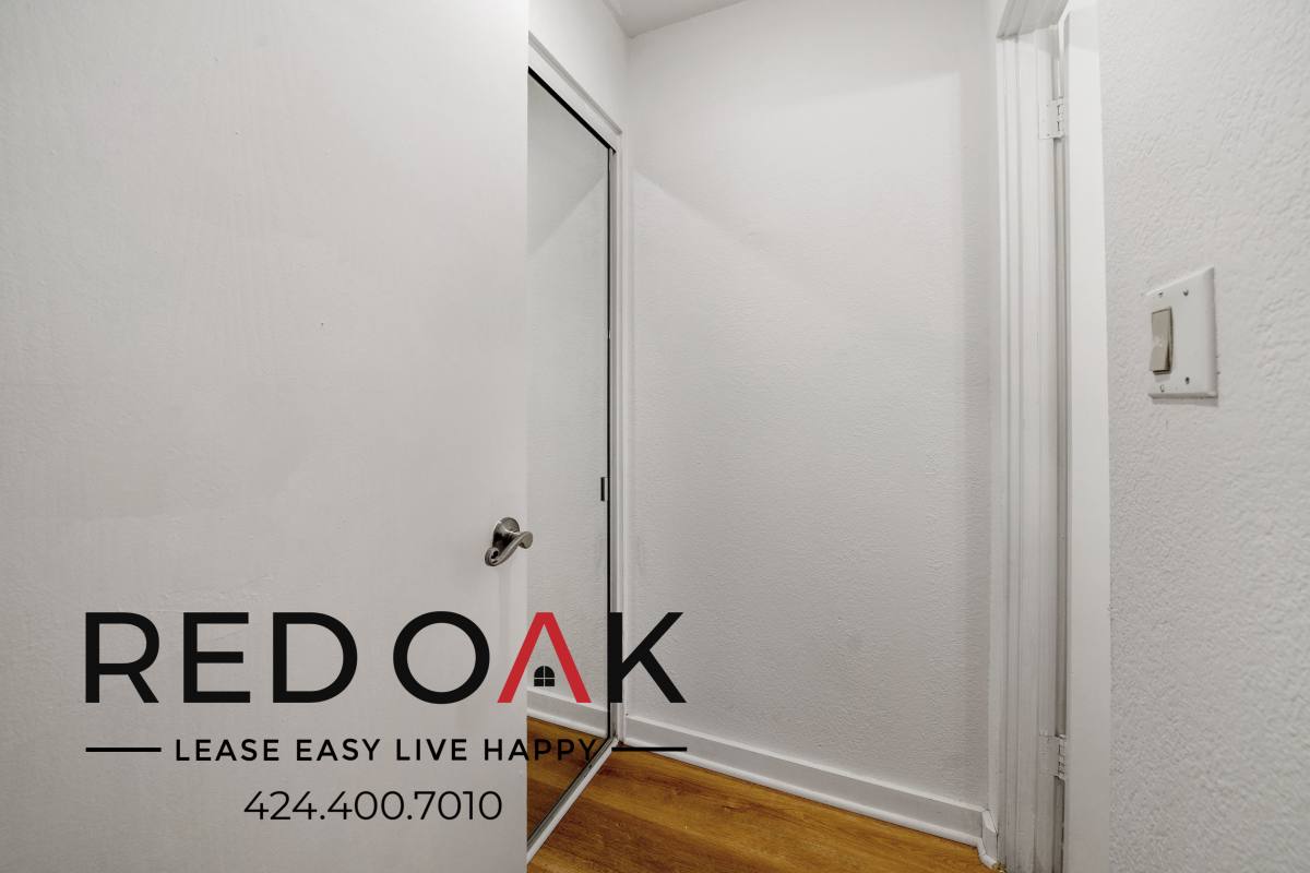 Condo for rent at 901 S Ardmore Ave #204, Los Angeles, CA 90006
